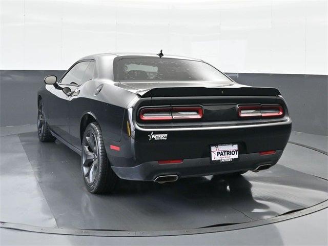 2017 Dodge Challenger SXT Plus