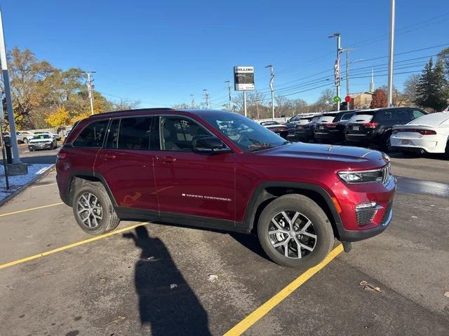 2024 Jeep Grand Cherokee Limited 4x4 2024 Jeep Grand Cherokee Limited 4x4