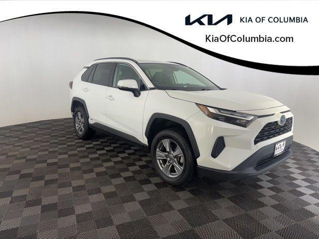 2022 Toyota RAV4 Hybrid XLE
