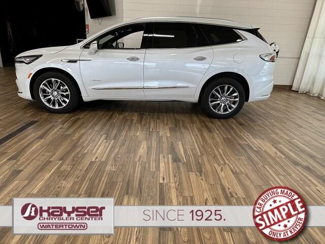 2023 Buick Enclave Avenir