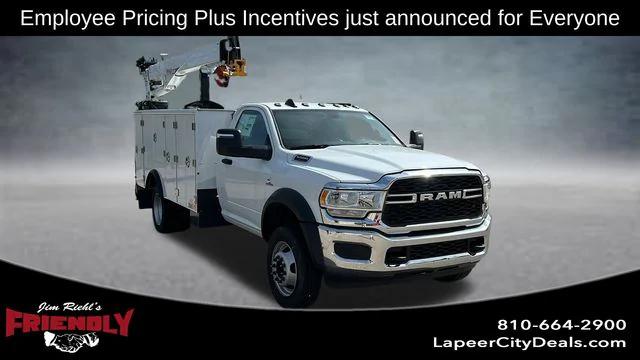 2024 RAM Ram 5500 Chassis Cab RAM 5500 TRADESMAN CHASSIS REGULAR CAB 4X4 84 CA