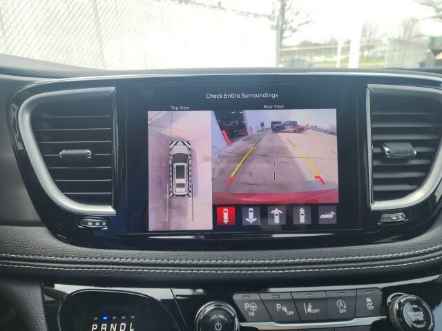 2025 Chrysler Pacifica PACIFICA SELECT AWD