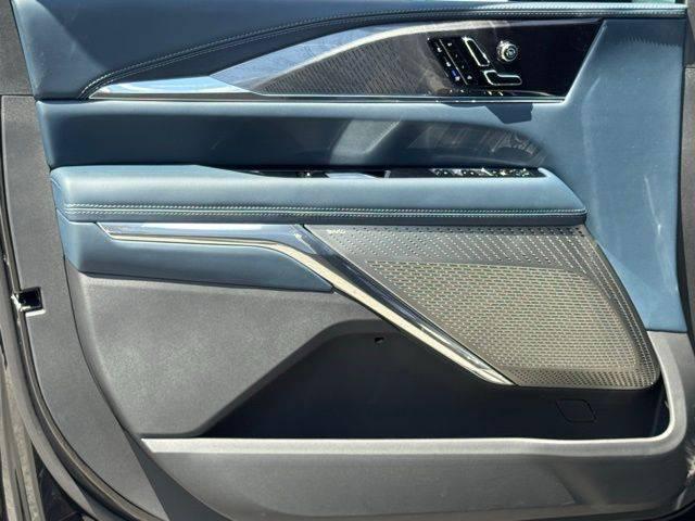 2025 Cadillac Escalade Luxury 2 AWD
