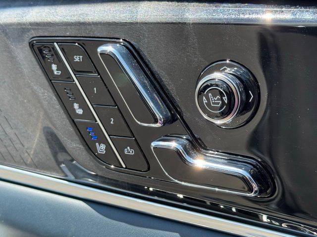 2025 Cadillac Escalade Luxury 2 AWD