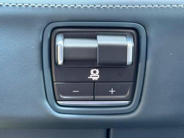 2025 Cadillac Escalade Luxury 2 AWD