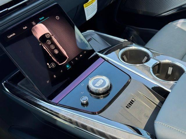 2025 Cadillac Escalade Luxury 2 AWD