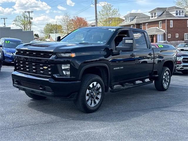 2022 Chevrolet Silverado 2500HD 4WD Crew Cab Standard Bed Custom