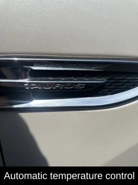 2010 Ford Taurus SHO