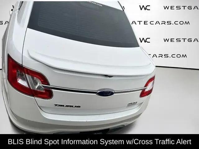 2010 Ford Taurus SHO
