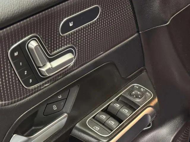 2021 Mercedes-Benz GLB GLB 250