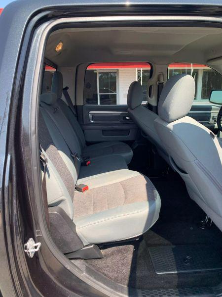 2017 Ram 1500 Lone Star Crew Cab 4x4 5'7" Box