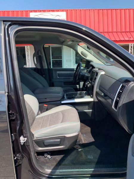 2017 Ram 1500 Lone Star Crew Cab 4x4 5'7" Box