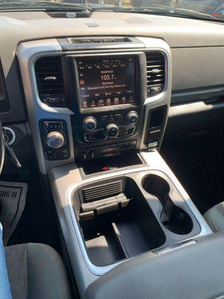 2017 Ram 1500 Lone Star Crew Cab 4x4 5'7" Box