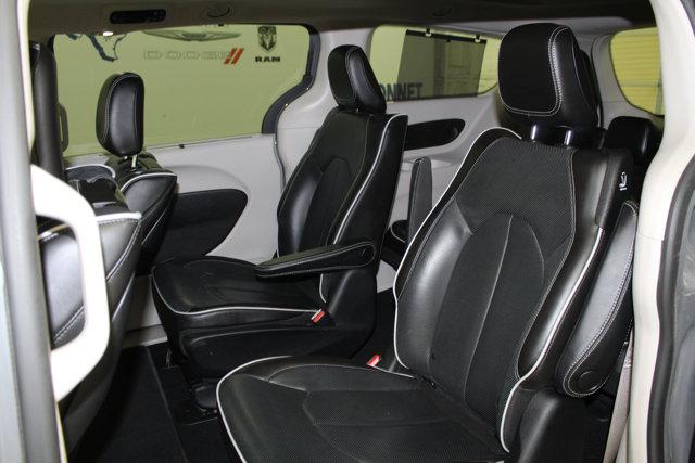2021 Chrysler Pacifica Hybrid Limited