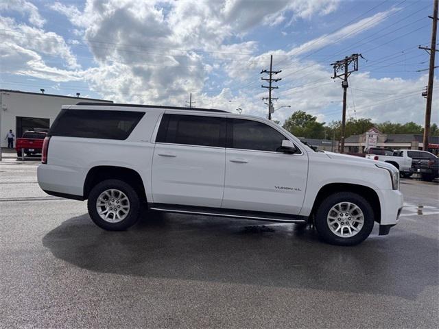 2017 GMC Yukon XL SLE