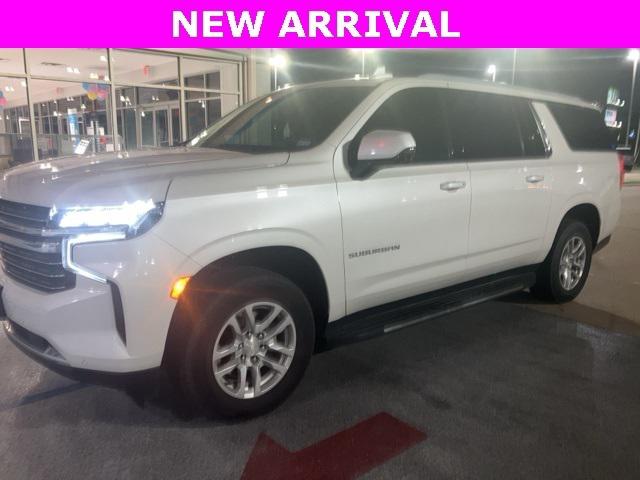 2022 Chevrolet Suburban 4WD LT