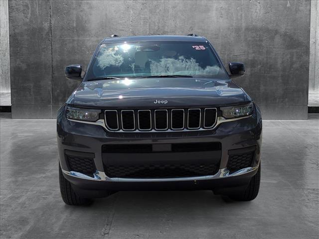 2025 Jeep Grand Cherokee L Laredo X 4x2