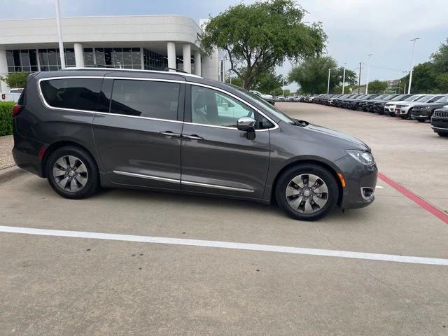 2018 Chrysler Pacifica Hybrid Limited