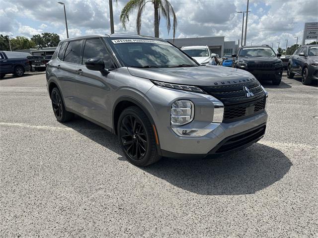 2022 Mitsubishi Outlander Black Edition S-AWC