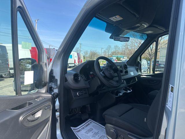 2025 Mercedes-Benz Sprinter 2500 Standard Roof 4-Cyl Diesel HO