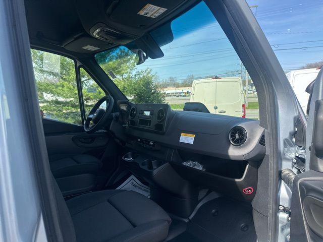 2025 Mercedes-Benz Sprinter 2500 Standard Roof 4-Cyl Diesel HO