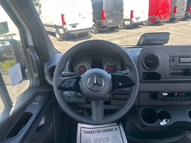 2025 Mercedes-Benz Sprinter 2500 Standard Roof 4-Cyl Diesel HO