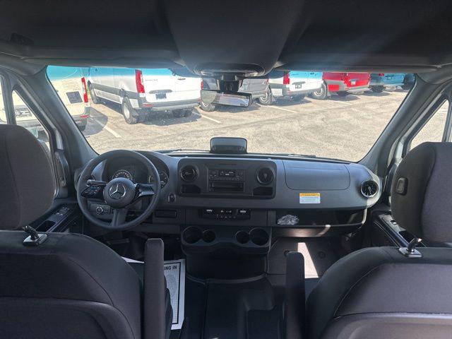 2025 Mercedes-Benz Sprinter 2500 Standard Roof 4-Cyl Diesel HO