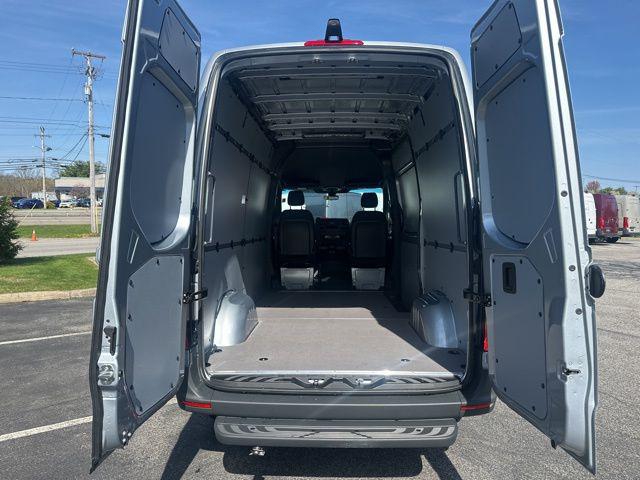 2025 Mercedes-Benz Sprinter 2500 Standard Roof 4-Cyl Diesel HO