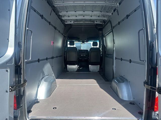 2025 Mercedes-Benz Sprinter 2500 Standard Roof 4-Cyl Diesel HO