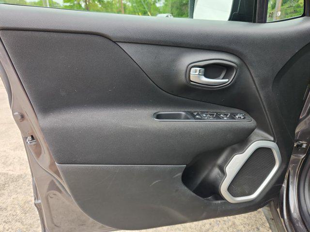 2021 Jeep Renegade Latitude FWD