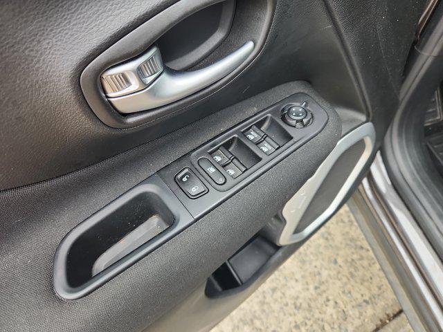 2021 Jeep Renegade Latitude FWD