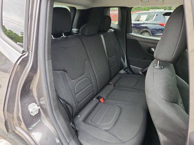 2021 Jeep Renegade Latitude FWD