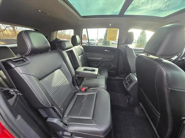 2022 Volkswagen Atlas 2.0T SE w/Technology