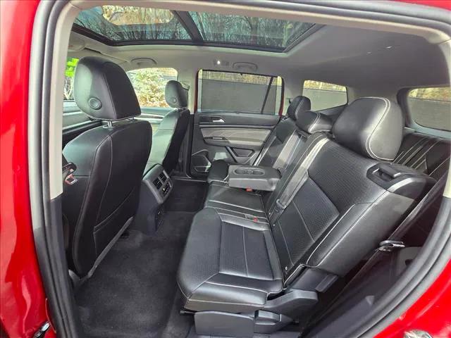 2022 Volkswagen Atlas 2.0T SE w/Technology