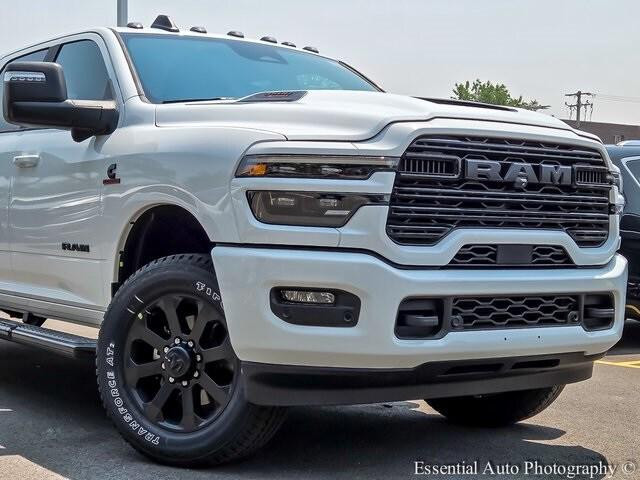 2025 RAM Ram 3500 RAM 3500 LARAMIE MEGA CAB 4X4 64 BOX