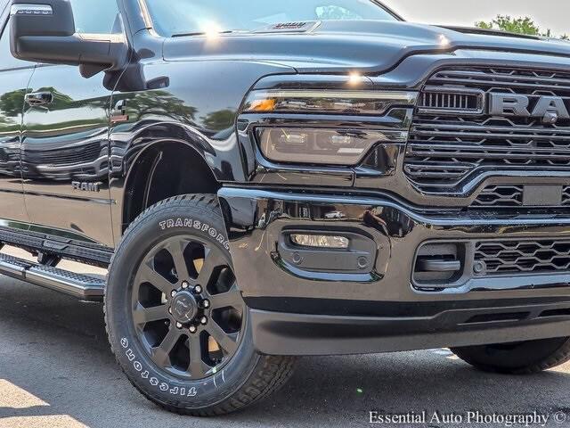 2025 RAM Ram 3500 RAM 3500 LARAMIE MEGA CAB 4X4 64 BOX