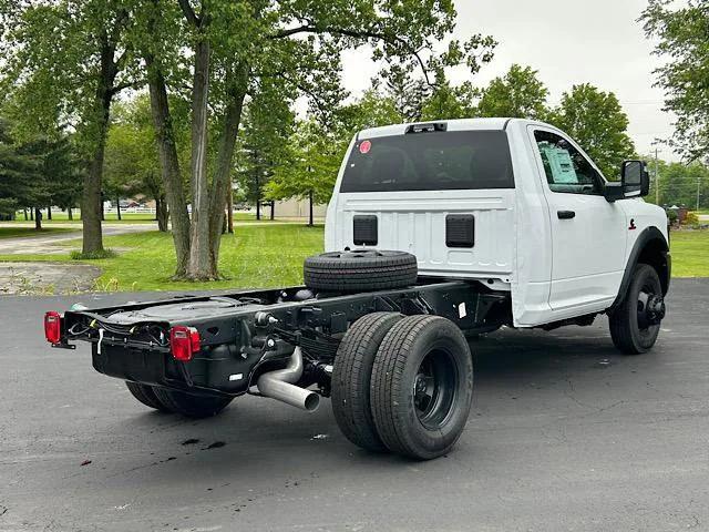 2025 RAM Ram 3500 Chassis Cab RAM 3500 TRADESMAN CHASSIS REGULAR CAB 4X4 60 CA 2025 RAM Ram 3500 Chassis Cab RAM 3500 TRADESMAN CHASSIS REGULAR CAB 4X4 60 CA