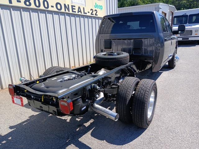 2025 RAM Ram 3500 Chassis Cab RAM 3500 TRADESMAN CREW CAB CHASSIS 4X4 60 CA