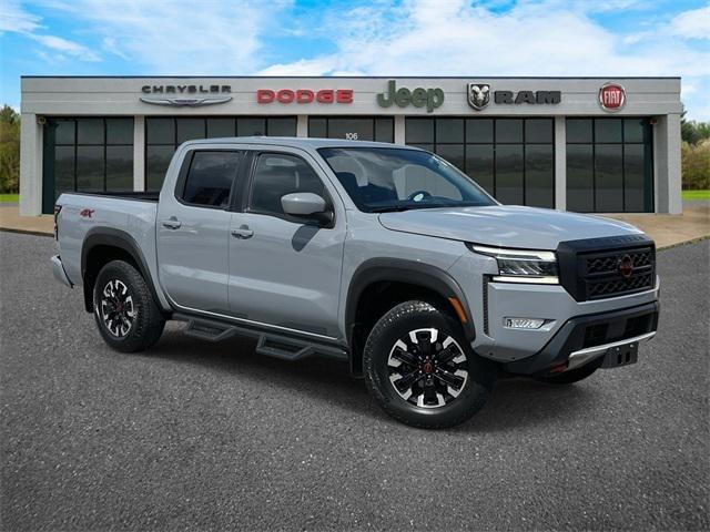 2022 Nissan Frontier Crew Cab PRO-4X 4x4