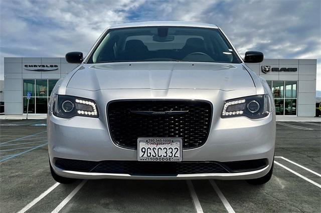 2023 Chrysler 300 Touring