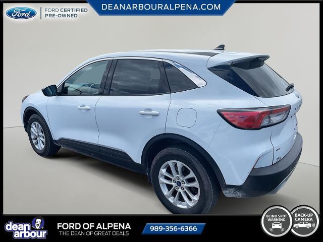 2022 Ford Escape SE