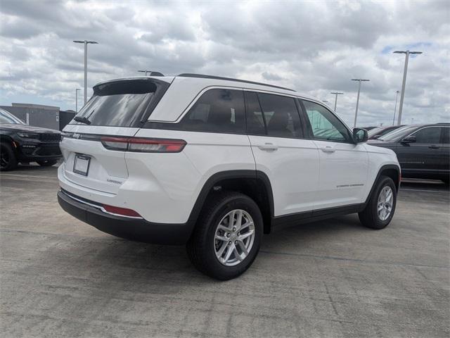 2025 Jeep Grand Cherokee GRAND CHEROKEE LAREDO X 4X2