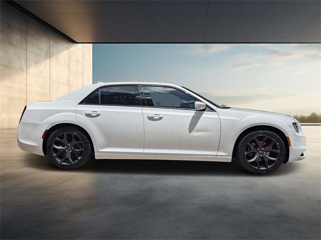 2022 Chrysler 300 S