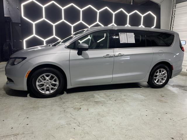 2023 Chrysler Voyager LX