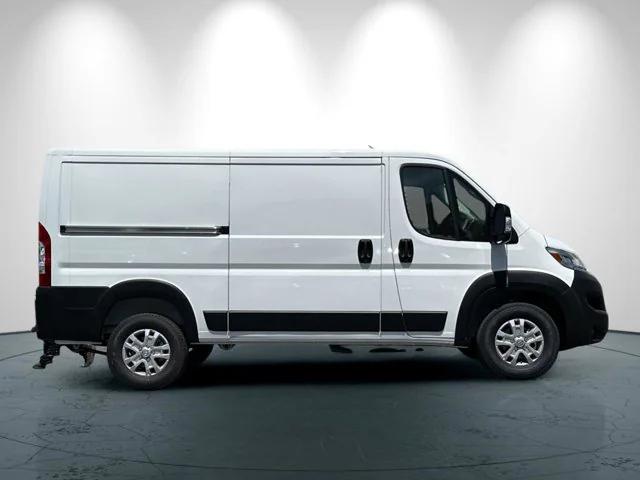 2024 RAM ProMaster 1500 Cargo Van SLT Low Roof 136 WB