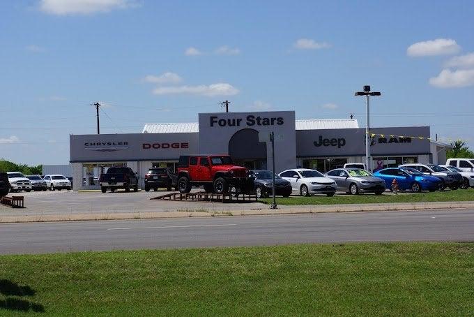2020 RAM 1500 Big Horn Crew Cab 4x4 57 Box