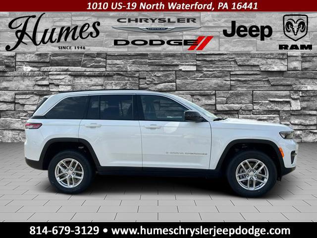 2025 Jeep Grand Cherokee GRAND CHEROKEE LAREDO X 4X4