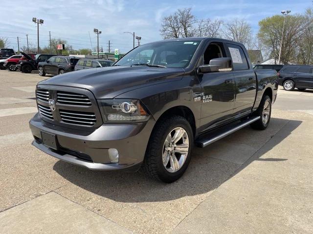 2017 RAM 1500 Sport Crew Cab 4x4 57 Box