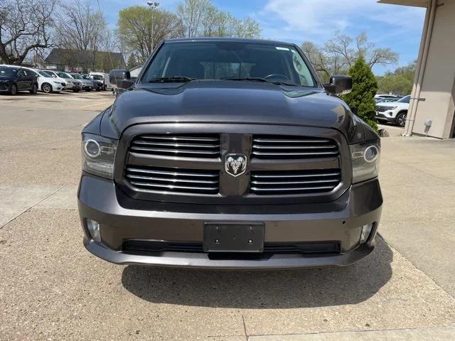 2017 RAM 1500 Sport Crew Cab 4x4 57 Box
