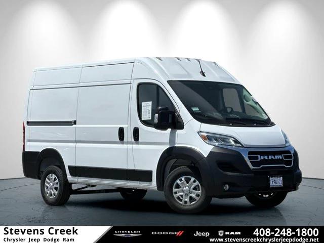 2024 RAM ProMaster 1500 Cargo Van SLT High Roof 136 WB